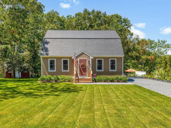 11 Deer Hollow Road, Forestdale, MA 02644
