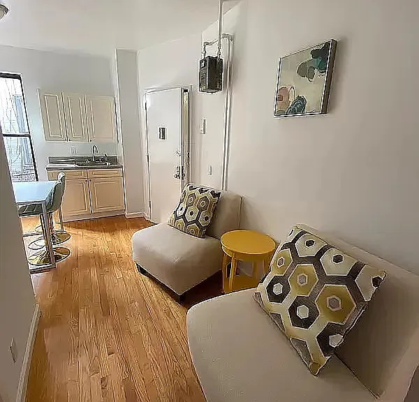 416 W 56th St #17 — Photo 4