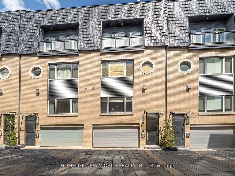 310 Merton St — Photo 2
