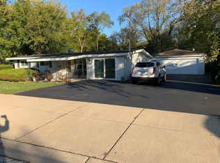 937 New Haven Ave, Aurora, IL 60506