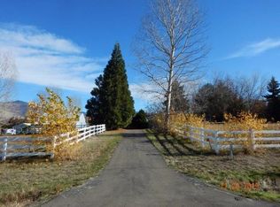 177 Mowetza Dr, Ashland, OR 97520