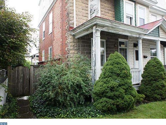 2nd image of 249 3rd Ave