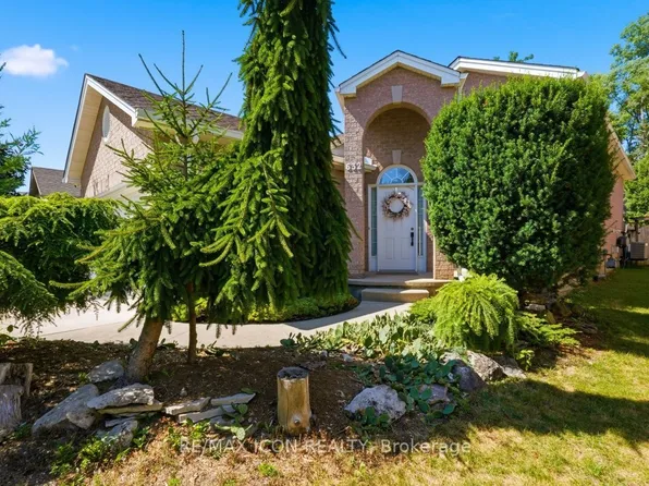 632 Thornwood Dr, London, ON N6H 5J6