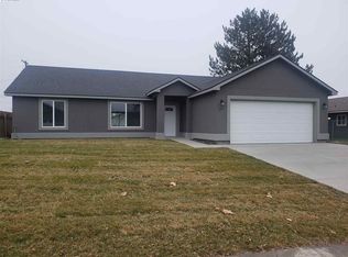 225 N Beech Ave, Pasco, WA 99301