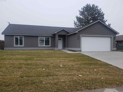 225 N Beech Ave, Pasco, WA, 99301