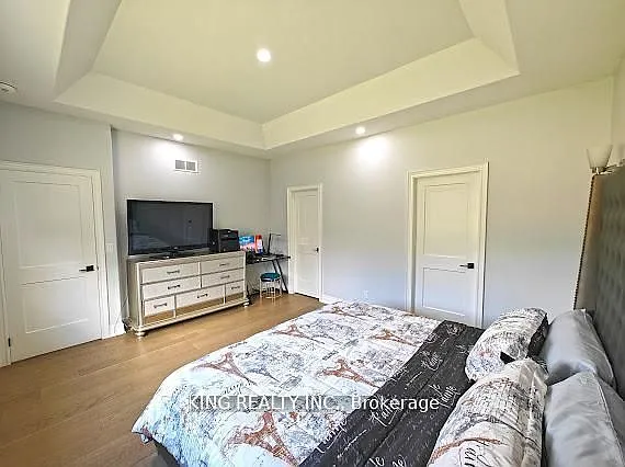1043 Kettle Ct — Photo 16