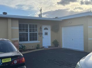 8570 NW 26th Pl, Sunrise, FL 33322