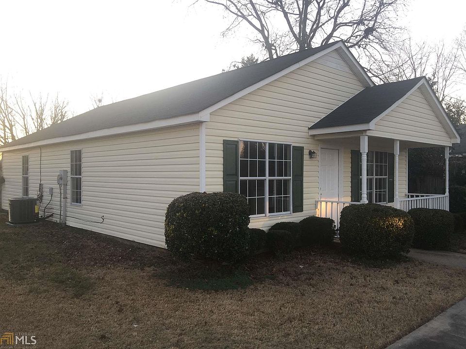 1st image of 280 Courtyard Cir