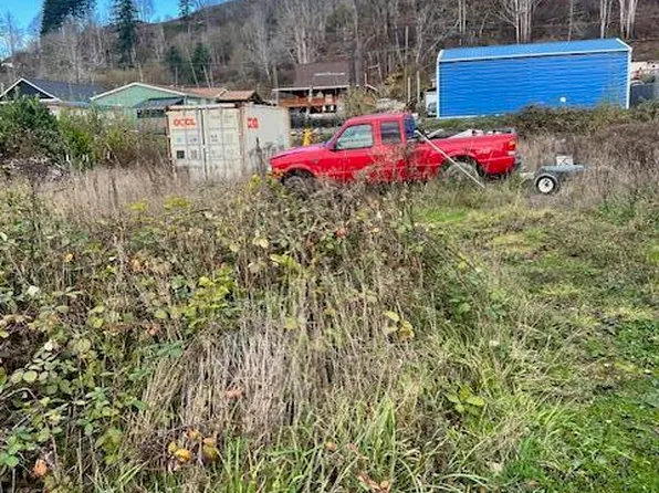 411 N Fawn Dr, Otis, OR 97368