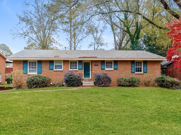 924 Green Forest Dr, Montgomery, AL 36109