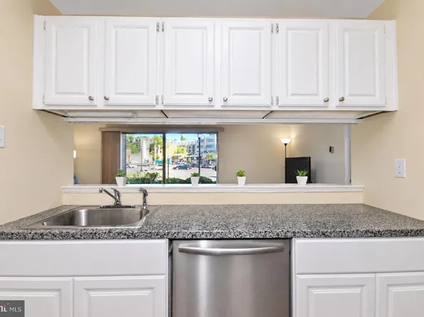 1570 The Fairway E #101, Jenkintown, PA 19046