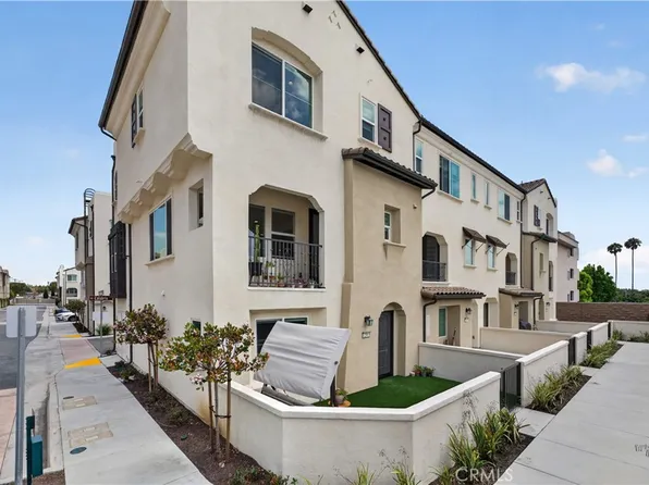 12903 Calabria Dr, La Mirada, CA 90638