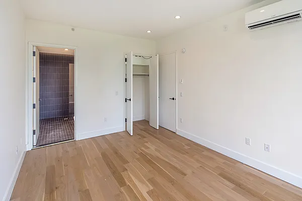 Rented by Carnegie Management Inc | media 4