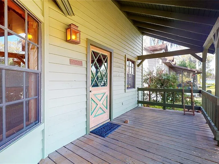 19803 Reading Rd — Photo 12