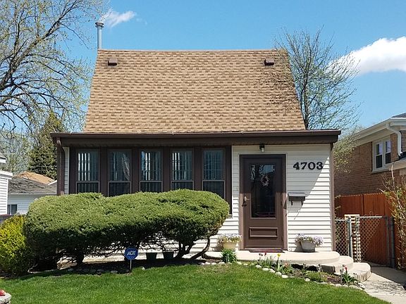 4th image of 4703 N Odell Ave
