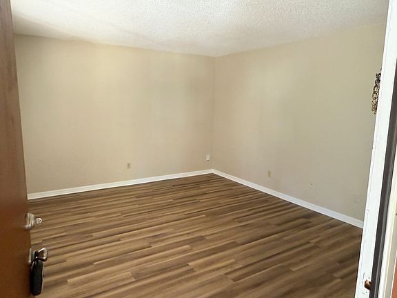 3rd image of 470 Lombard St #C