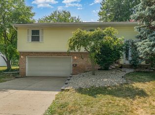 707 N Oakland St, Saint Johns, MI 48879