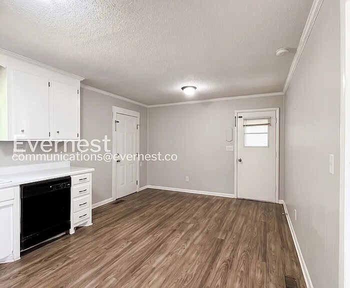 212 Branch Trl — Photo 8