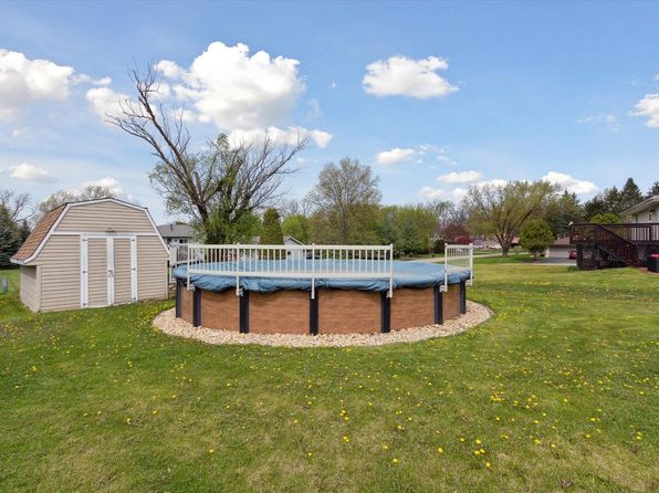 8561 Verde Ct, Byron, IL 61010