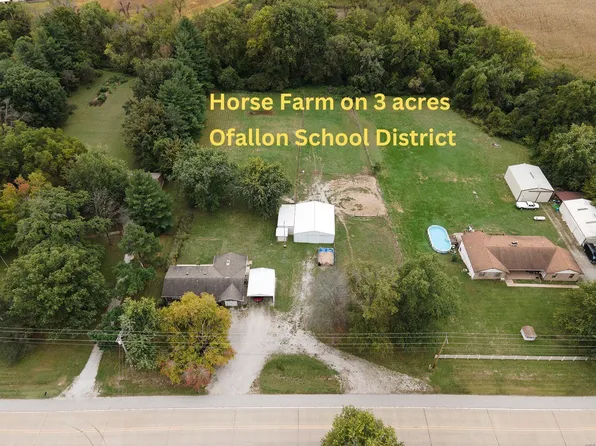 812 Ofallon Troy Rd, Lebanon, IL 62254