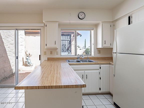 5th image of 727 W Placita Nueva