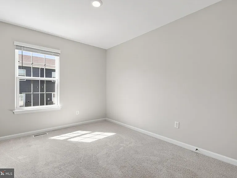 183 Caterpillar Dr — Photo 24