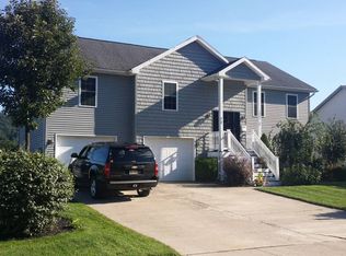 1009 Clifton Dr, Bloomsburg, PA 17815