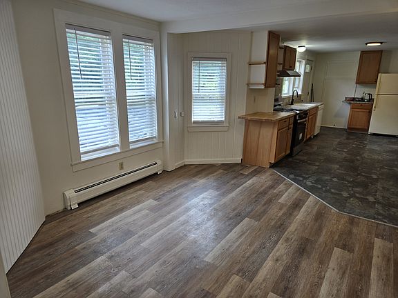 5th image of 27 Church St #1