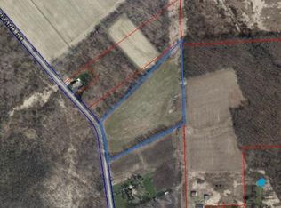 N Hubbard Rd, Lowellville, OH 44436