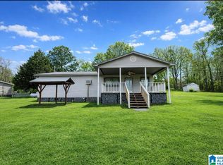 359 Arrowhead Dr, Riverside, AL 35135