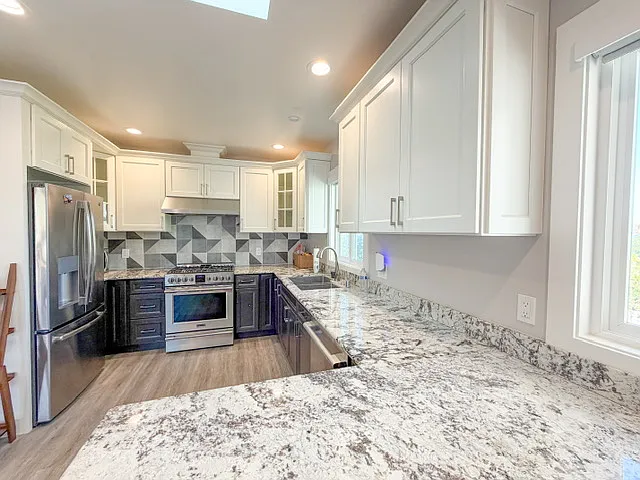 Studio, $2,350 — Photo 4