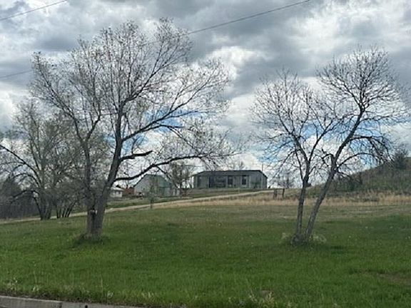 3rd image of 802 4th Ave