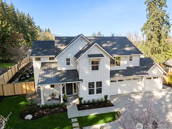 2nd image of 15055 75th Avenue NE