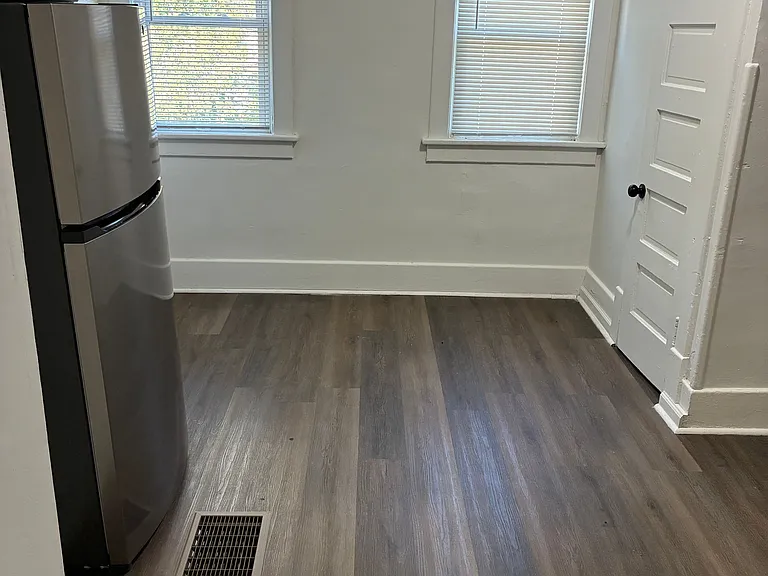 1002 W Hill St #A — Photo 11