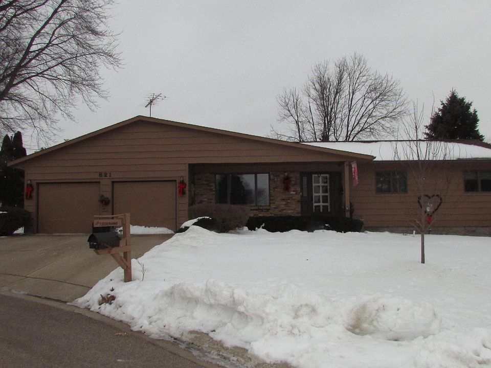 Main Photo