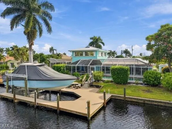 5622 Deauville Ct, Cape Coral, FL 33904