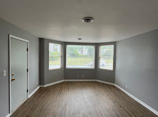155 6th Ave APT 1, Troy, NY 12180