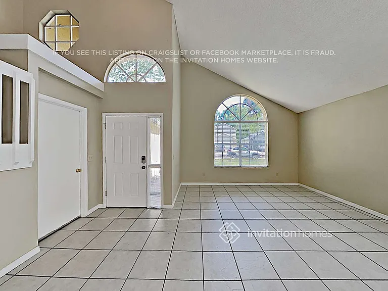 1005 Reynolds Ct — Photo 3