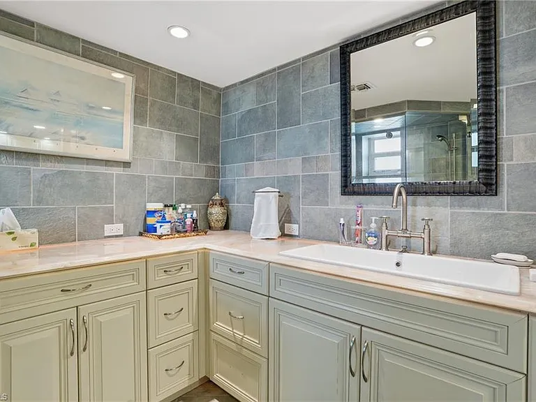 6101 Pelican Bay Blvd #805 — Photo 49