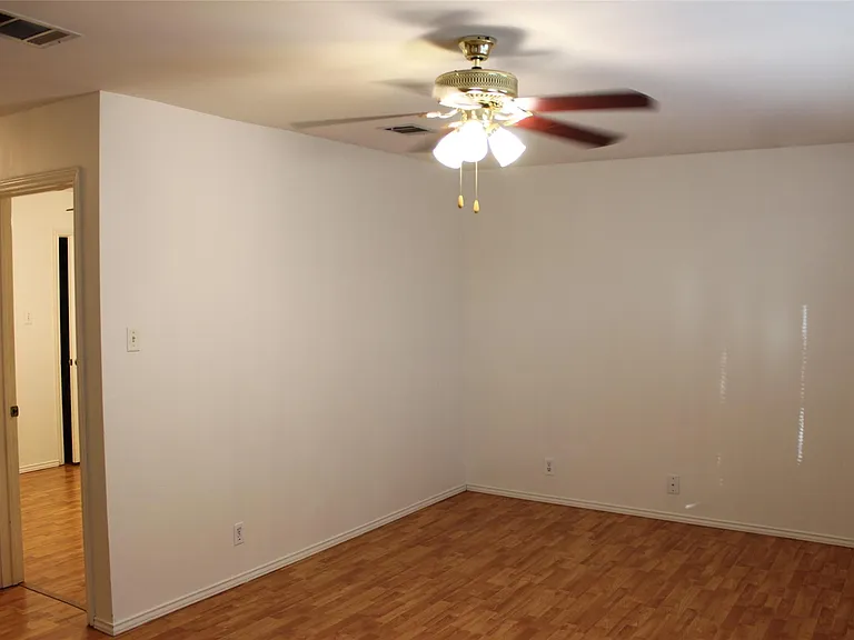 810 Minturn Ln — Photo 28