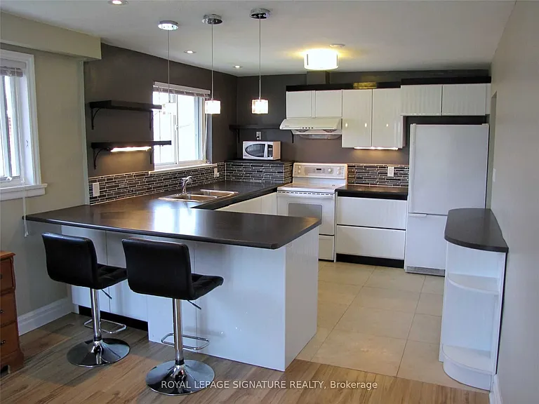 2 Learmont Dr #MAIN — Photo 4