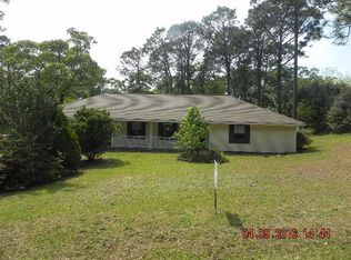 17 Howard St, Purvis, MS 39475