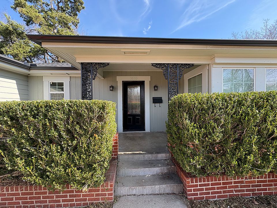 1st image of 1610 Marion Dr