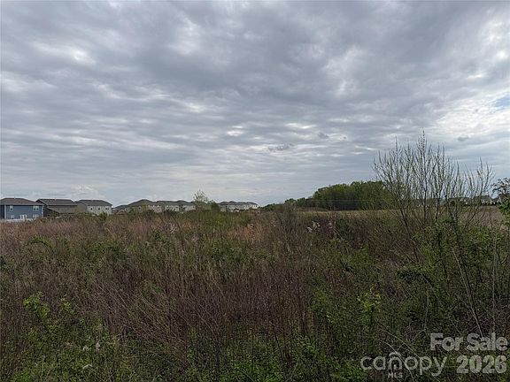 3rd image of 0 Airport Rd