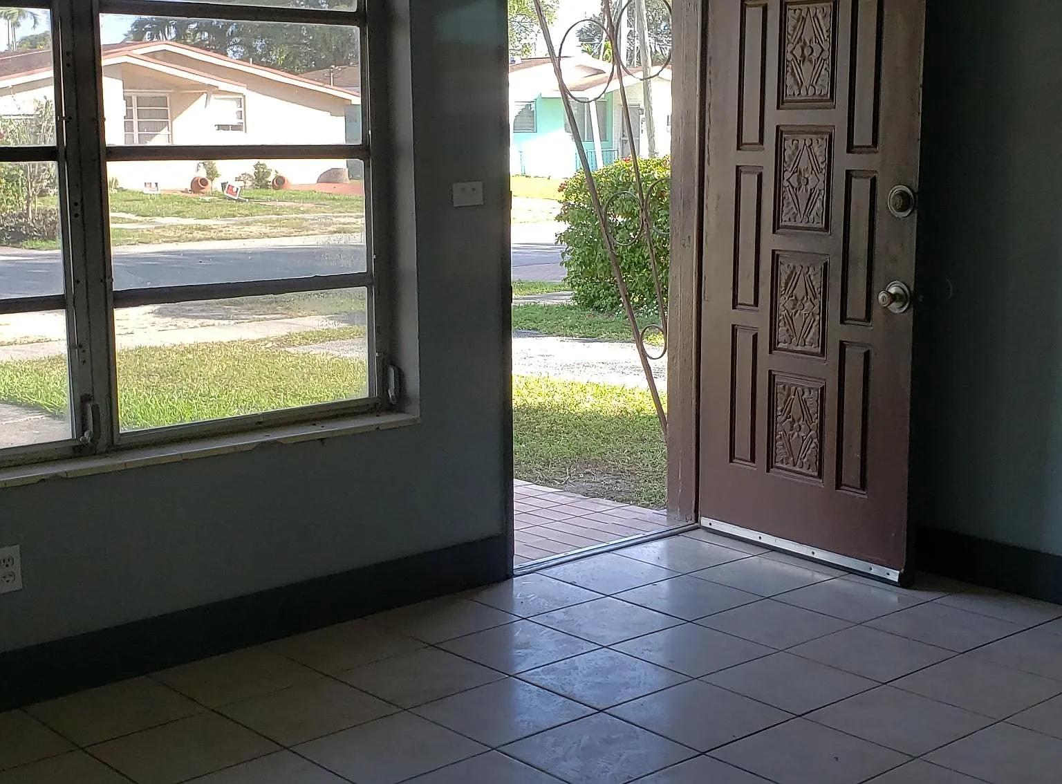 2 bed, 750 sqft, $2,100 — Photo 4