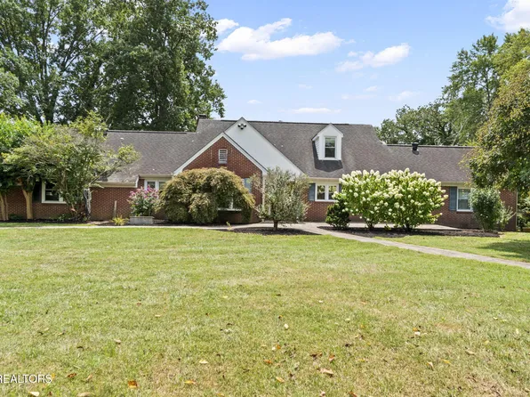 407 Eagle Bend Ln, Clinton, TN 37716