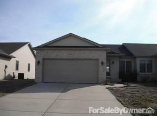 5400 Biltmore Dr, Springfield, IL 62711