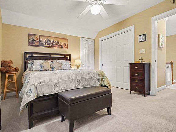 4th image of 8725 Paddle Wheel Dr
