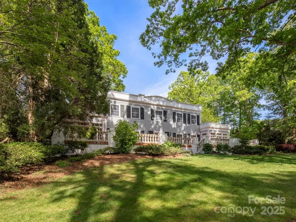 316 Vanderbilt Rd, Asheville, NC 28803