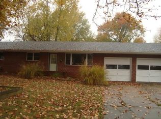 1309 Madison Ave, Aurora, MO 65605
